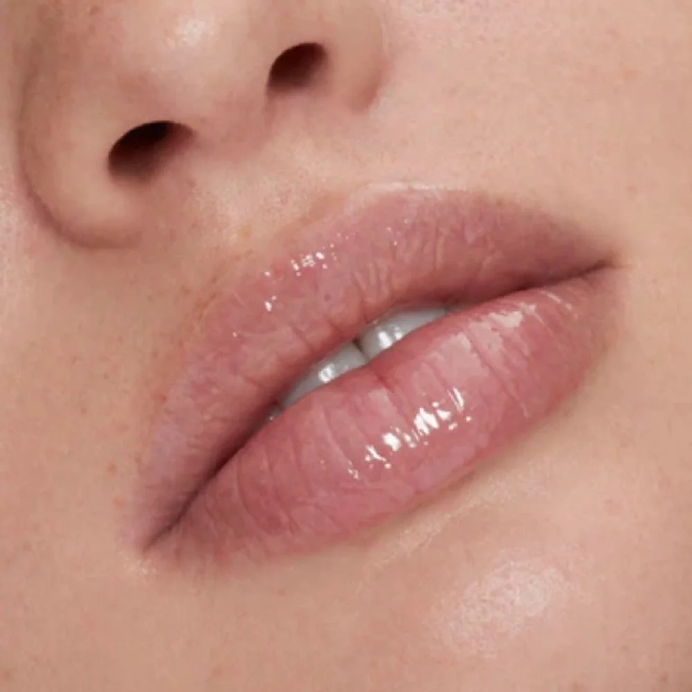 RARE PINK ROLLERBALL GLOSS